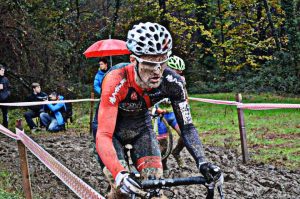 10352888 821171037942159 8867956155219188928 n 300x199 - ENTREVISTA A OSCAR PUJOL "QUIEN LA SIGUE LA CONSIGUE"