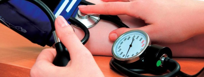 hipertension 710x270 - LA HIPERTENSIÓN Y SU MEJORA CON EL ENTRENAMIENTO DE CICLISMO O TRIATLÓN