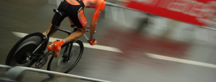 cropped france tour bike 361818 h1 710x270 - ¿CÓMO FUNCIONA DE MANERA BÁSICA EL CORAZÓN CUANDO ENTRENAMOS EN DIFERENTES RANGOS CARDIACOS?
