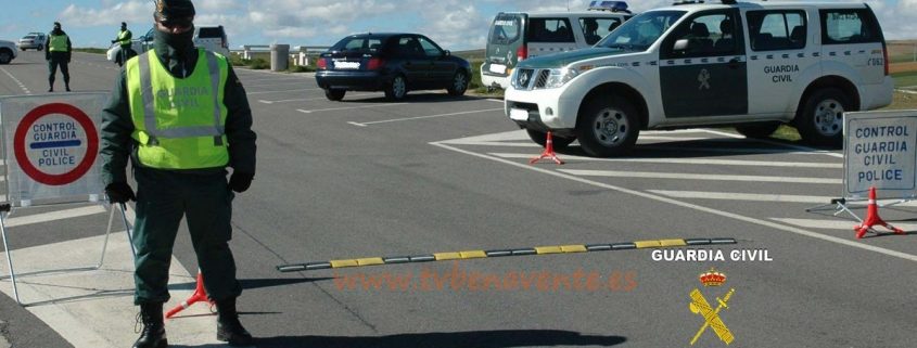 guardia civil requisitos 845x321 - ¿MIRA LA GUARDIA CIVIL POR LA INTEGRIDAD DEL CICLISTA?