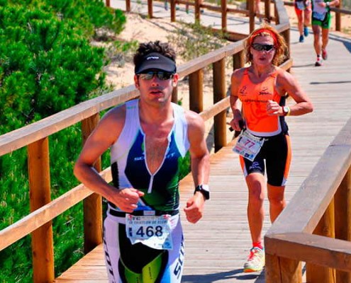 slide2 triatlon elche 495x400 - EL TRIATLETA ALFONSO MARTÍNEZ  CONSIGUE PARA DESABI UN ORO Y UNA PLATA EN LOS CAMPEONATOS DE ESPAÑA