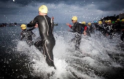 7e0cbacea052a1d274b12eed1fd0e992e9479820 495x319 - EL TRIATLETA ALFONSO MARTÍNEZ  CONSIGUE PARA DESABI UN ORO Y UNA PLATA EN LOS CAMPEONATOS DE ESPAÑA