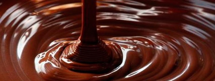 EL CHOCOLATE, TU FIEL ALIADO PARA EL ENTRENAMIENTO DE CICLISMO, TRIATLÓN,... chocolate swirl 558351 710x270 - EL CHOCOLATE, TU FIEL ALIADO PARA EL ENTRENAMIENTO DE CICLISMO, TRIATLÓN,...
