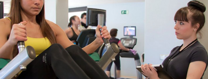 38 16 2 curso de monitor de fitness musculacion y personal trainer 710x270 - HAY COSAS DE ESTE PAÍS QUE AUN NO SOY CAPAZ DE ENCAJAR.