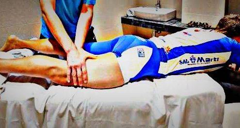 47650 js alcudi mar masaje deportivo1 495x264 - ¿QUÉ COMER TRAS UN DÍA DE COMIDAS NAVIDEÑAS?