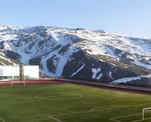 image 1 495x400 - LA FALTA DE SUEÑO Y DE DESCANSO AUMENTA EL RIESGO DE LESIONES