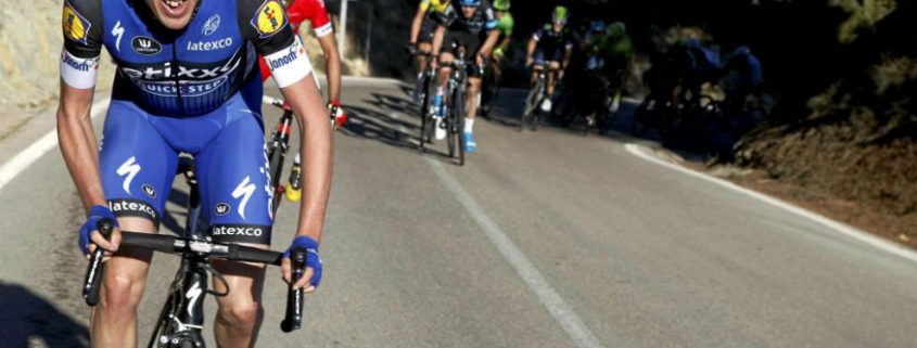 14546179132362 845x321 - DAN MARTIN DURO COMO EL SOLO!, 12 ETAPAS DEL TOUR CON VARIAS FRACTURAS DE VÉRTEBRAS