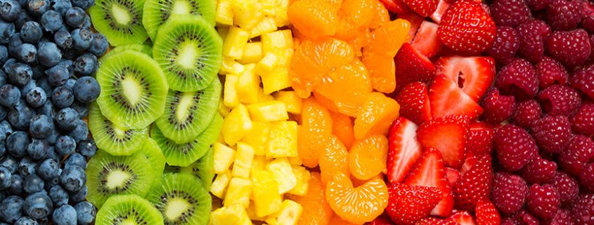 agua fruta bebida verano01 e1468401695416 845x321 - ¿QUÉ FRUTA DEL VERANO ES MÁS EFICIENTE PARA AFRONTAR TU ENTRENAMIENTO DE CICLISMO, TRIATLÓN...?